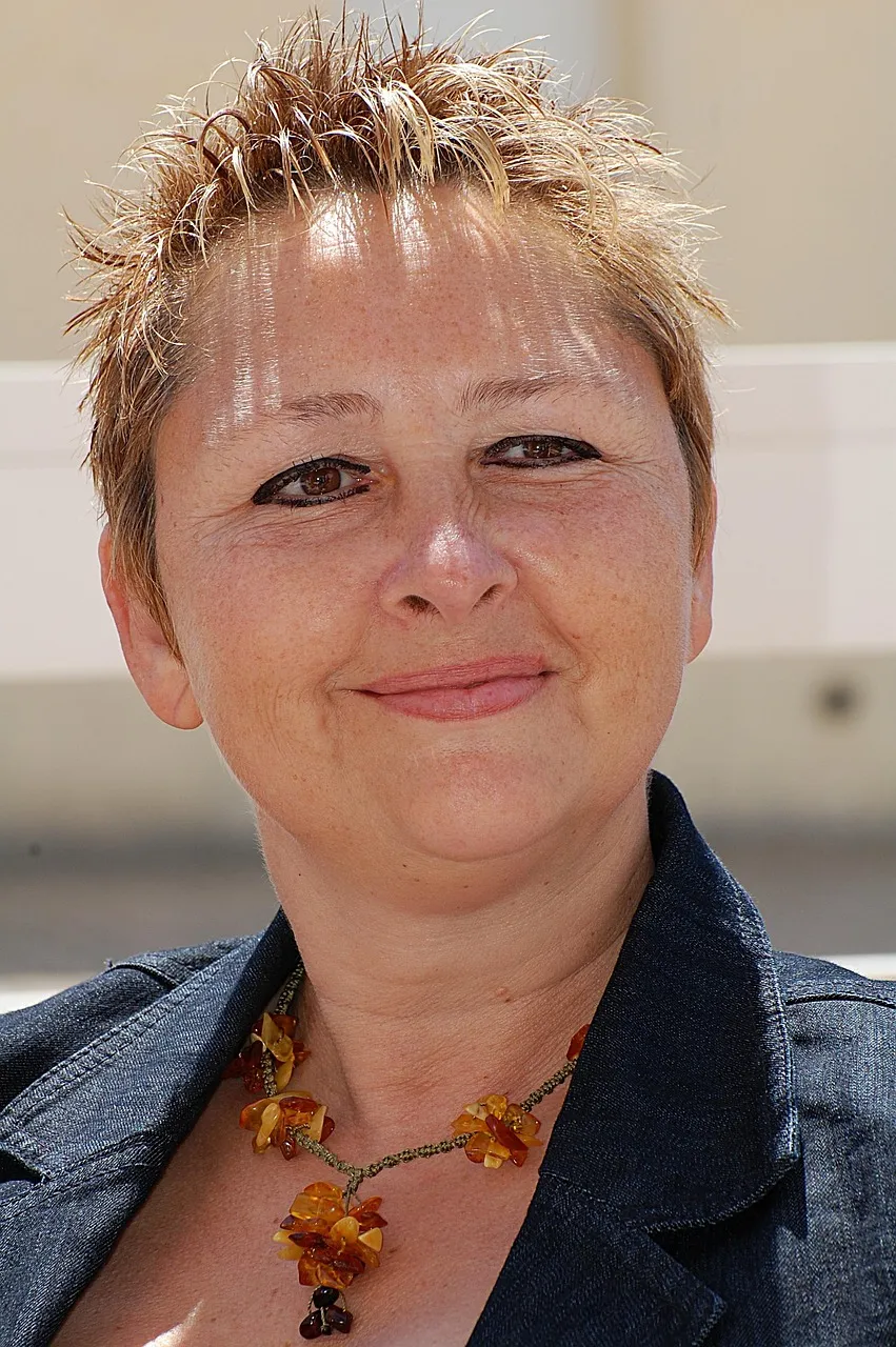 28 Best Strawberry Blonde Hair Ideas for Next Fall Hair Color