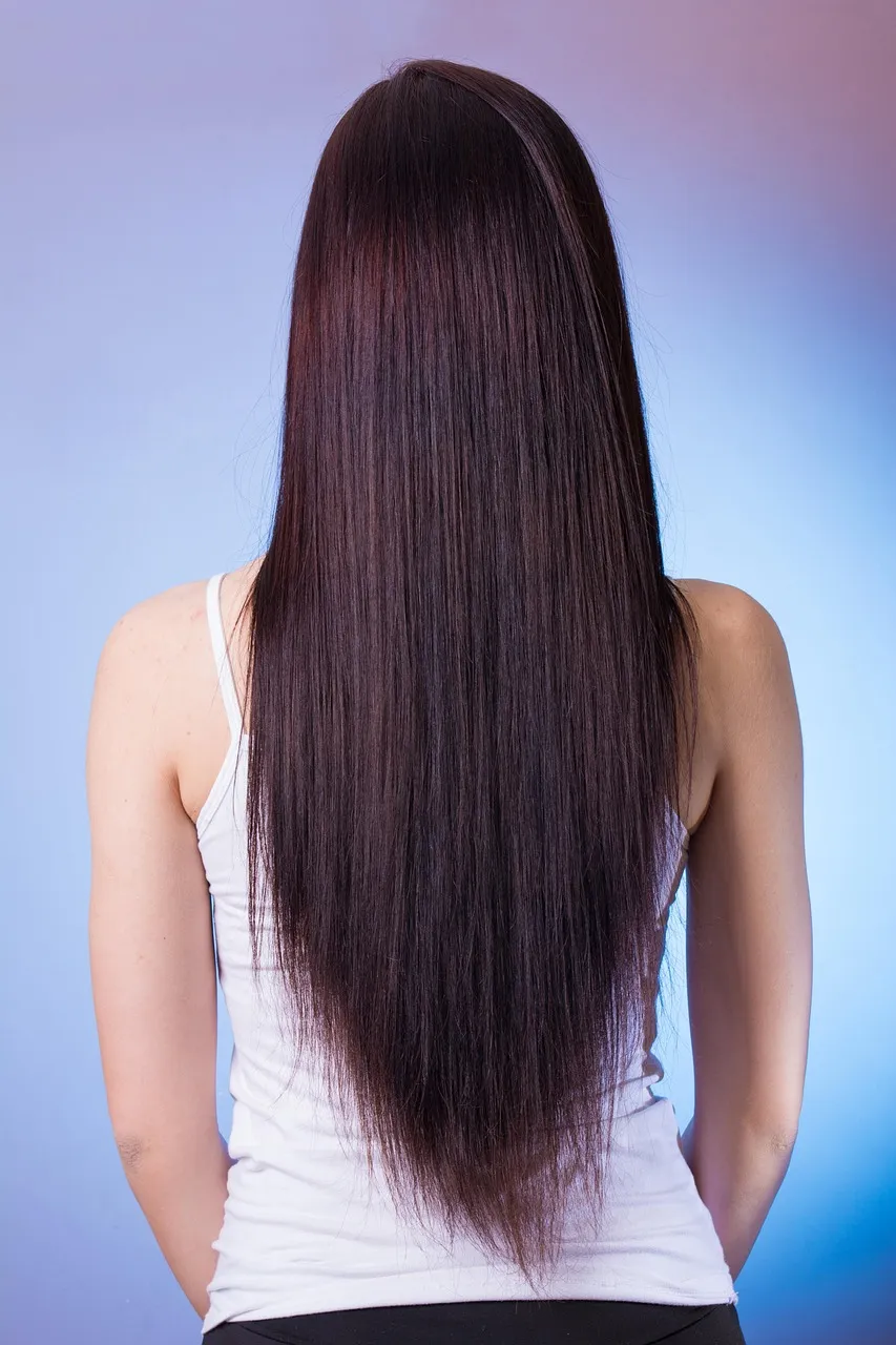 medium lengths of hair should be kept straight