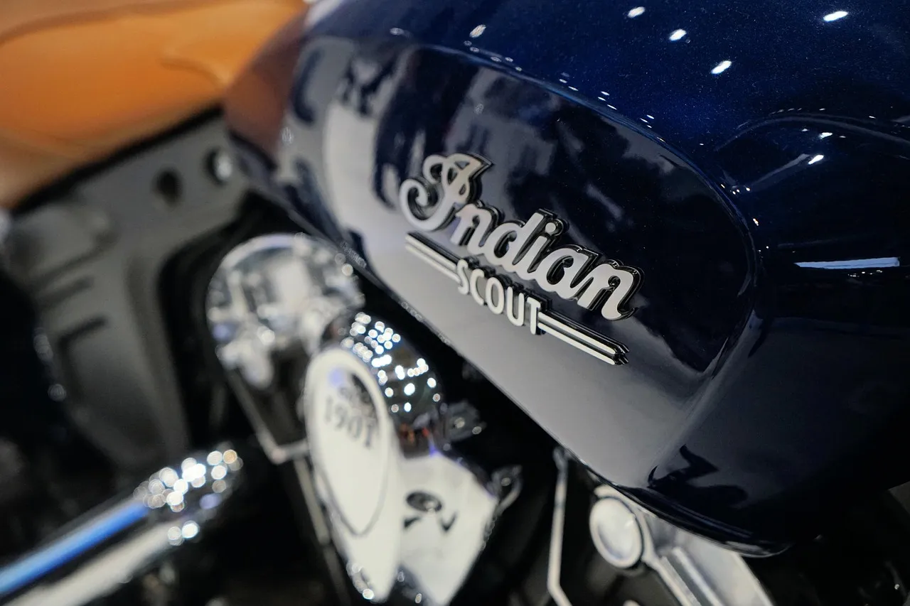 Best summer nails 2022 color trends to get inspired