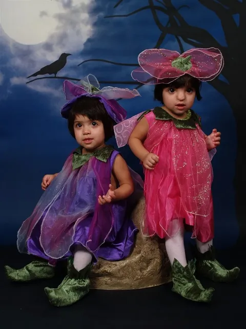 What are halloween costumes for best friends?