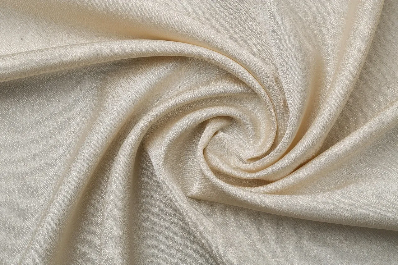 43 Soft curtain bangs and layers for medium hair 2021