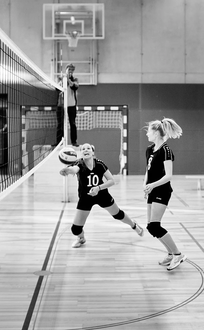 29 Easy Athletic Volleyball Hairstyles to look cute!
