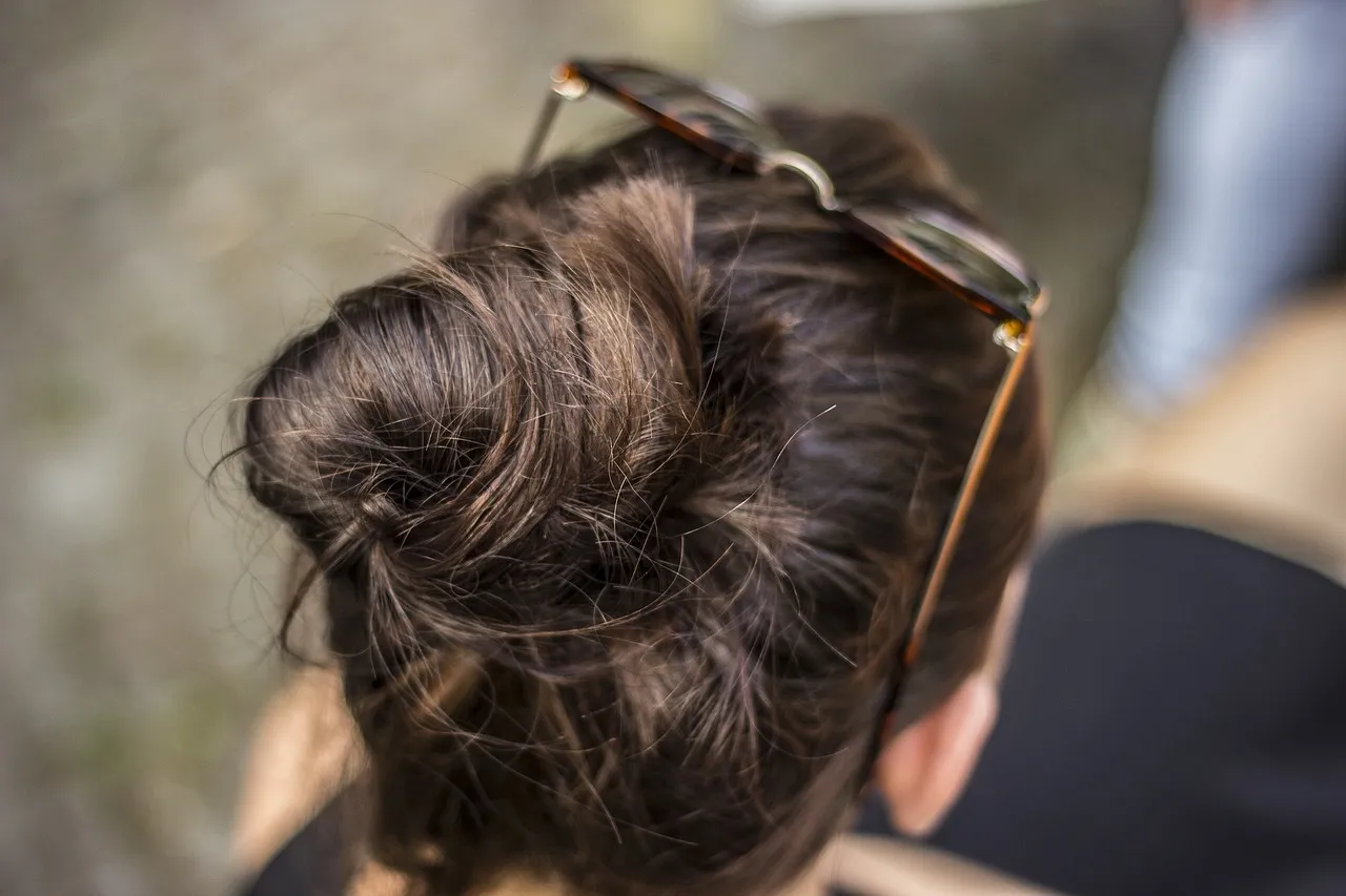 30 Brunette hair with babylights and Featuring dark brown hair