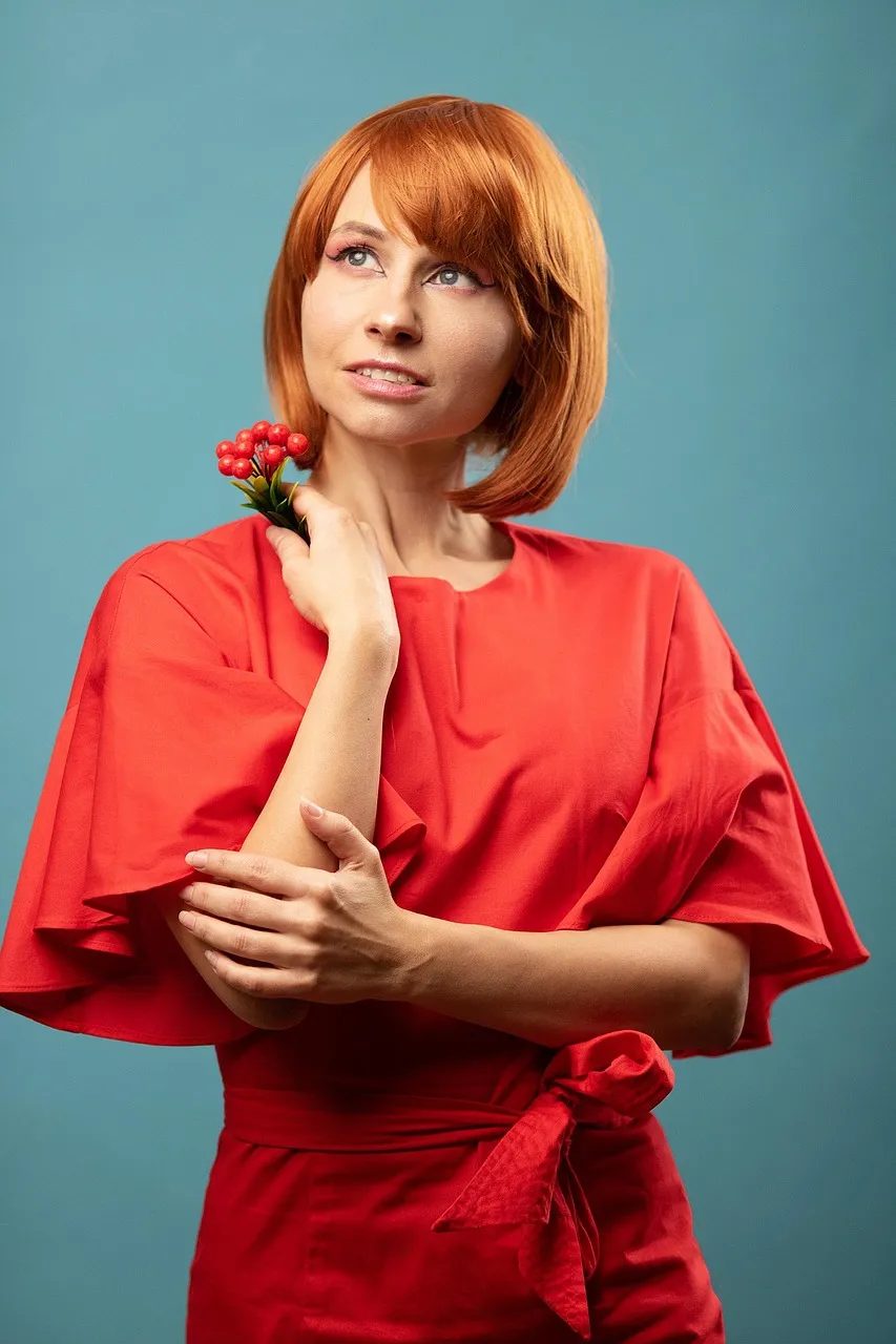 What is an stacked inverted bob haircut?