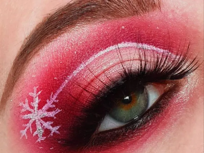 30 Best Christmas Eye makeup and Holiday makeup look